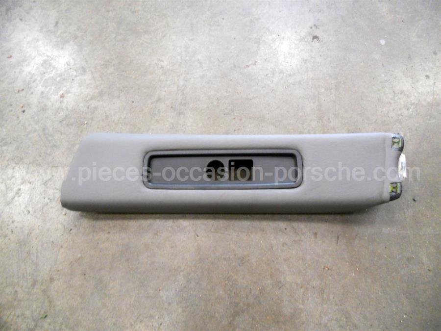 Revêtement montant central D cuir Porsche 996 et 996T